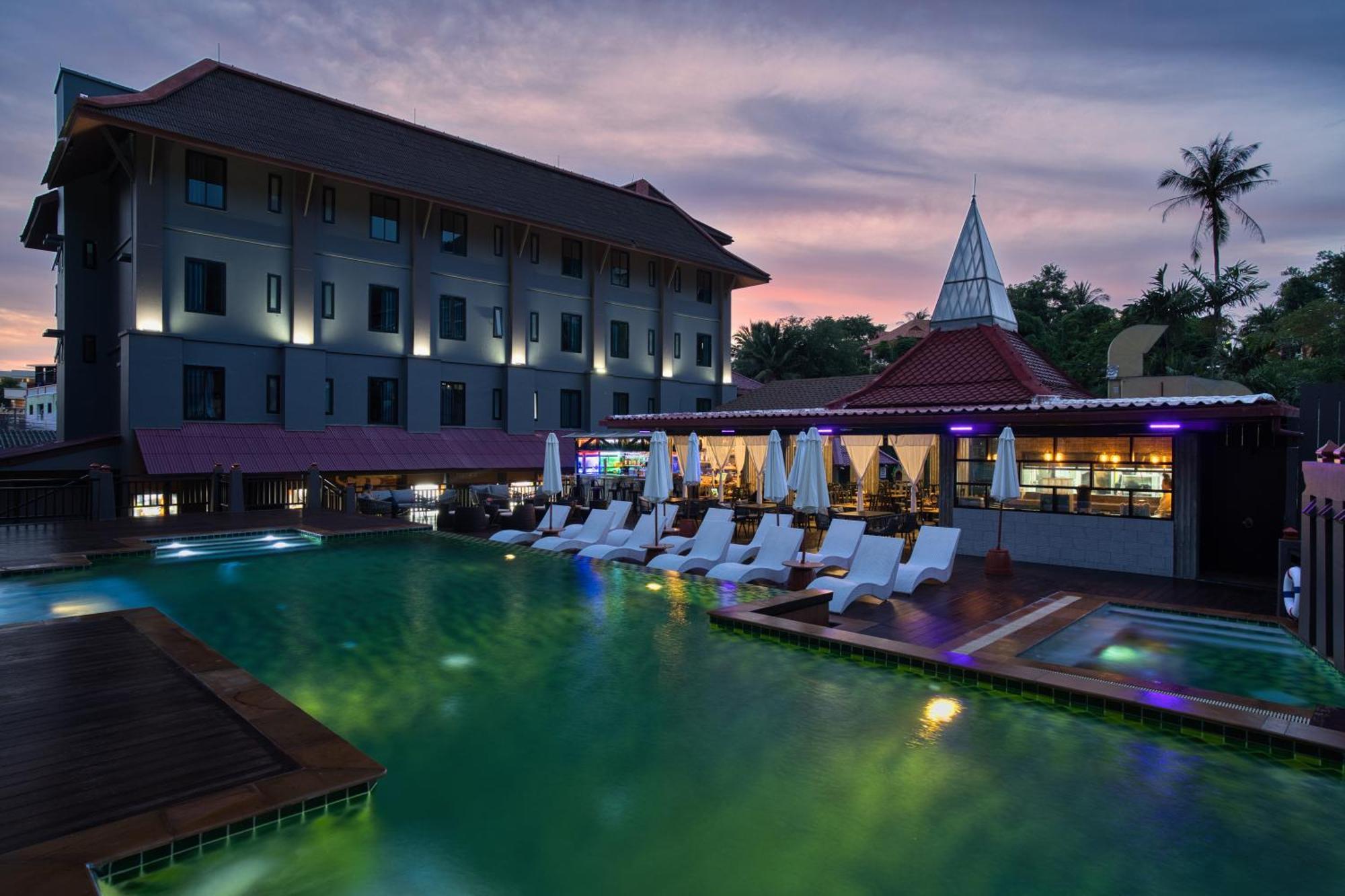 Tuana Hotels The Phulin Resort Karon Esterno foto
