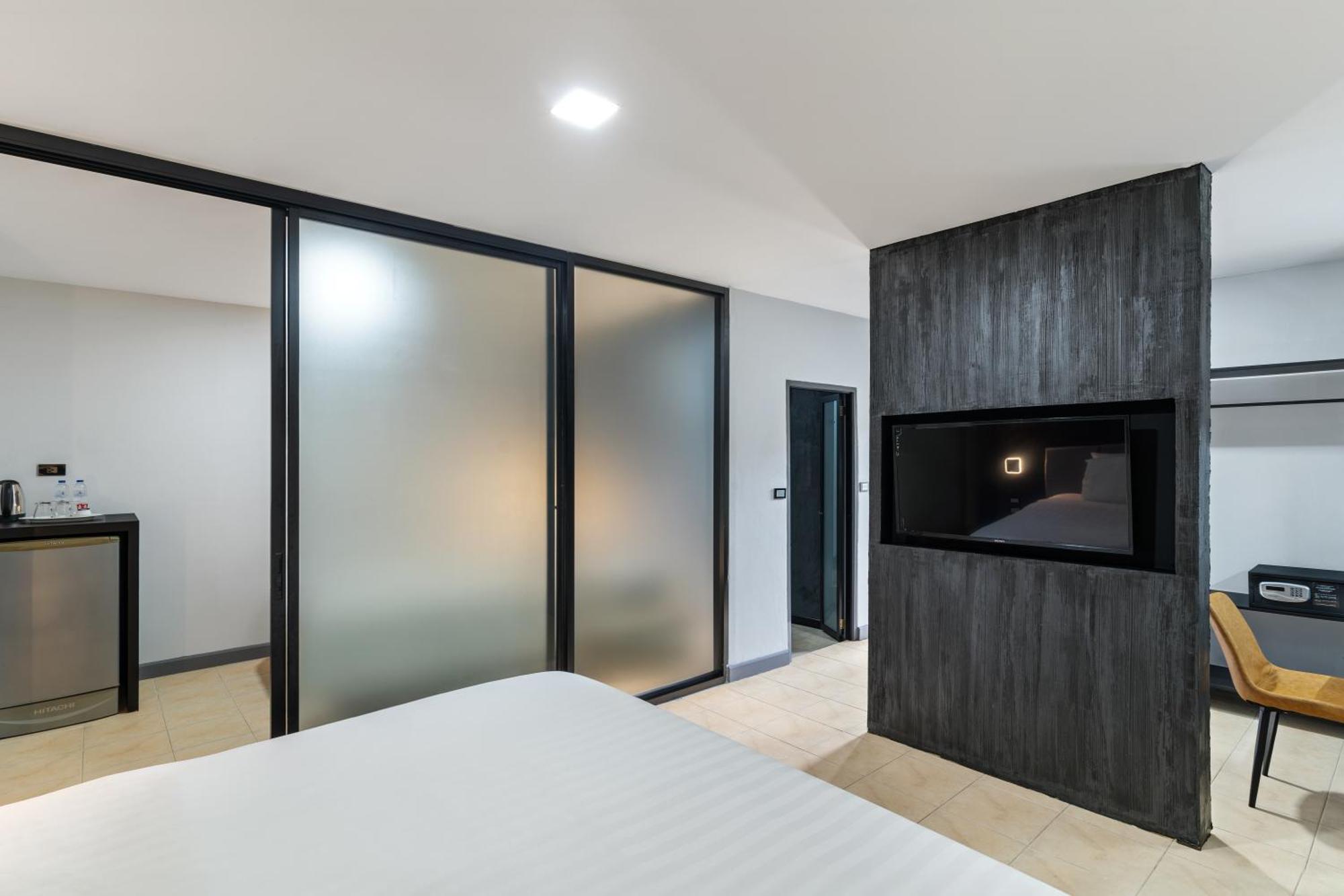 Tuana Hotels The Phulin Resort Karon Esterno foto